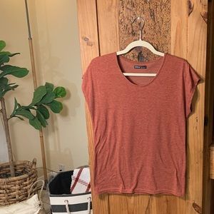 Rust color T shirt, S